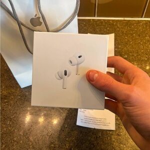 Apple AirPods Pro in White Box